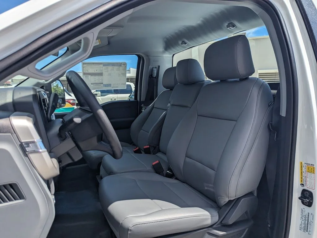 New 2026 Oxford White Ford F-250® XL image 5