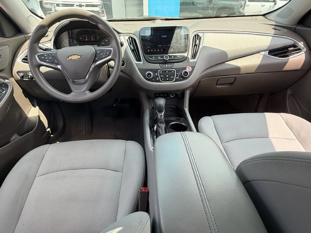 Used 2024 White Chevrolet LT image 13