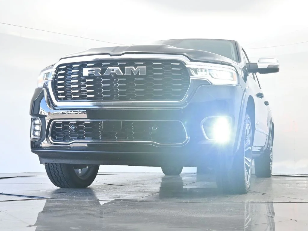 New 2026 Diamond Black Crystal Pearl-Coat Exterior Paint RAM Tungsten image 33