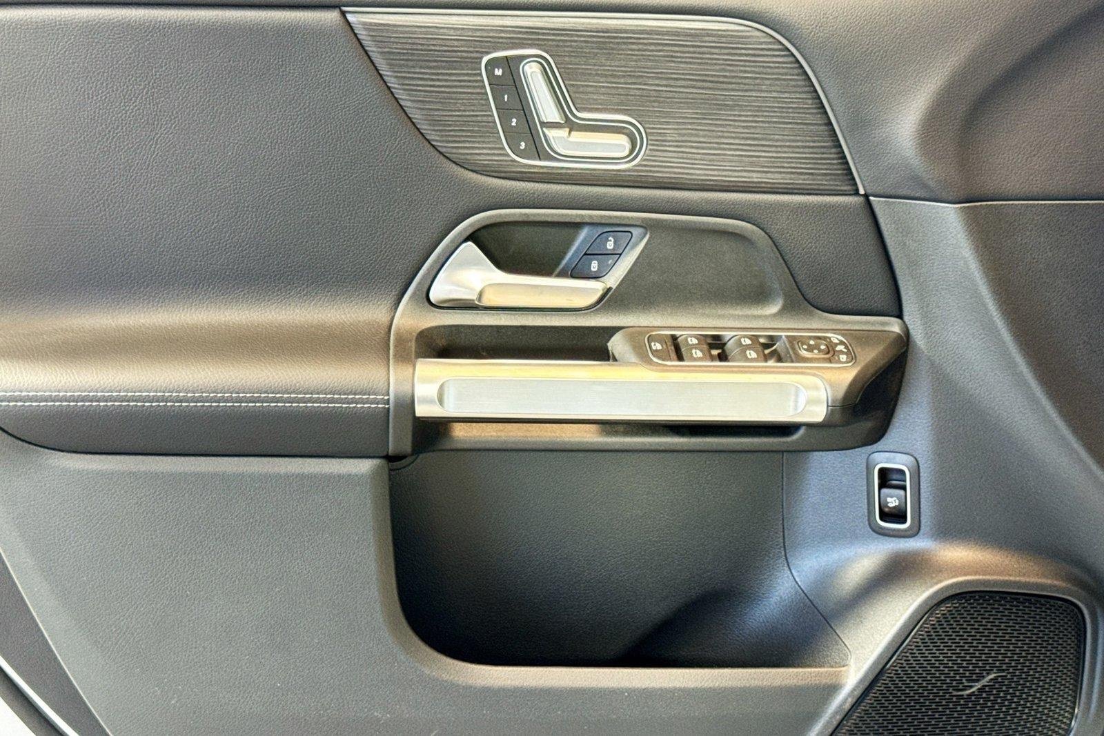 New 2026 Cirrus Silver Metallic Mercedes-Benz GLB 250 image 16