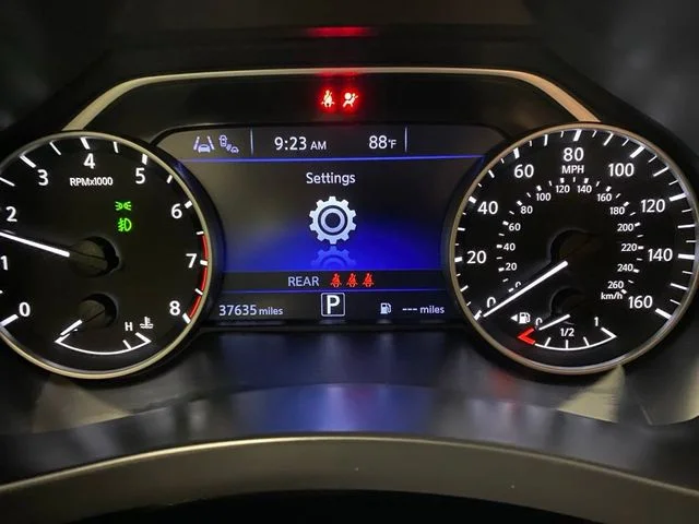 Used 2024 Gray Nissan SV image 19