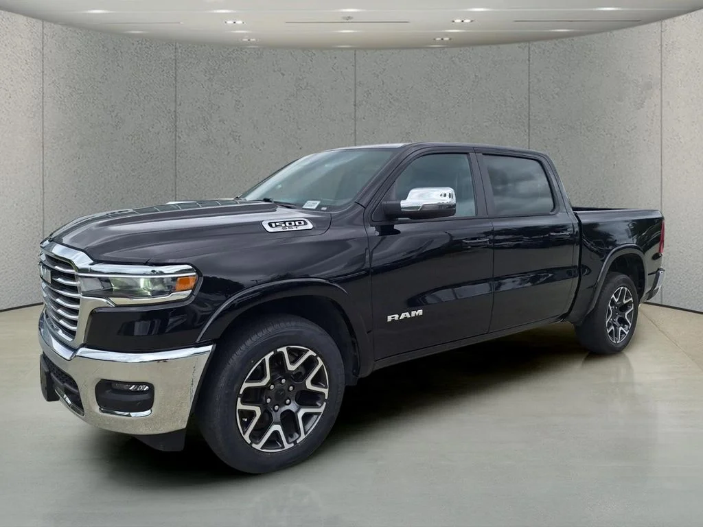 Used 2025 Black Ram Laramie image 9