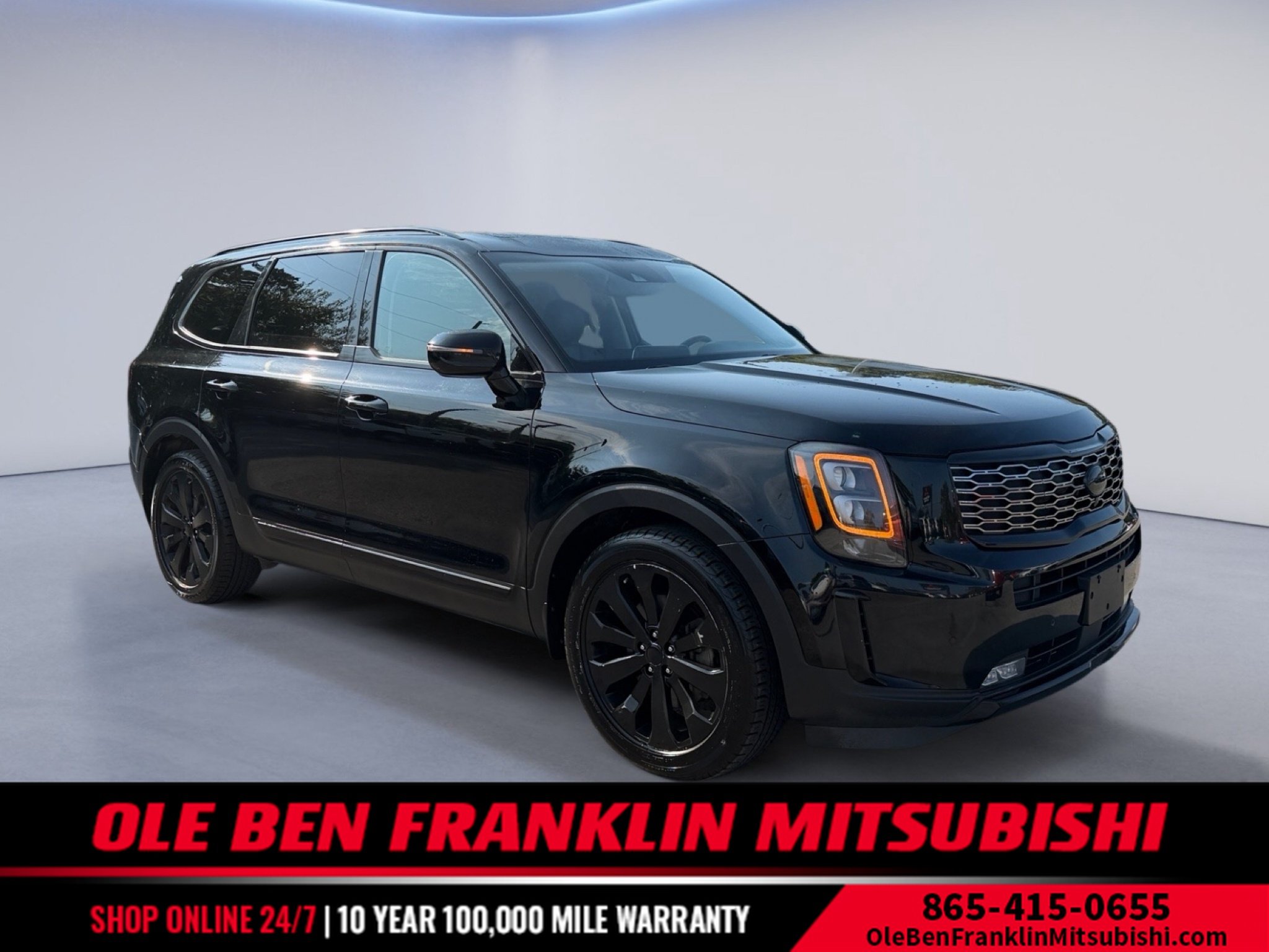 Used 2020 Ebony Black Kia SX image 1