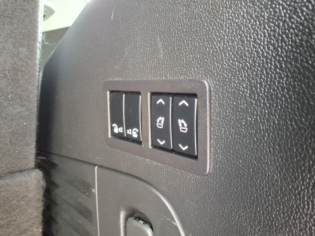 Used 2017 Tungsten Metallic Chevrolet Premier image 28