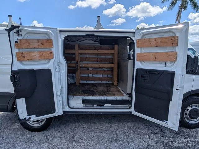 Used 2018 Oxford White Ford Base image 10