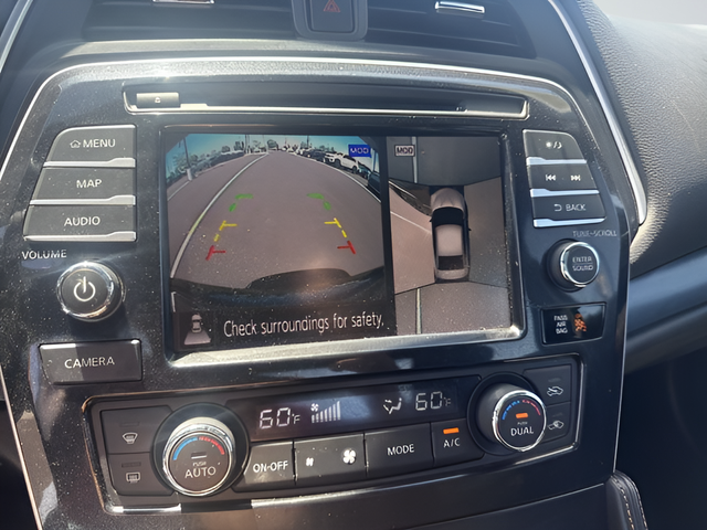 Used 2023 Black Nissan SR image 16