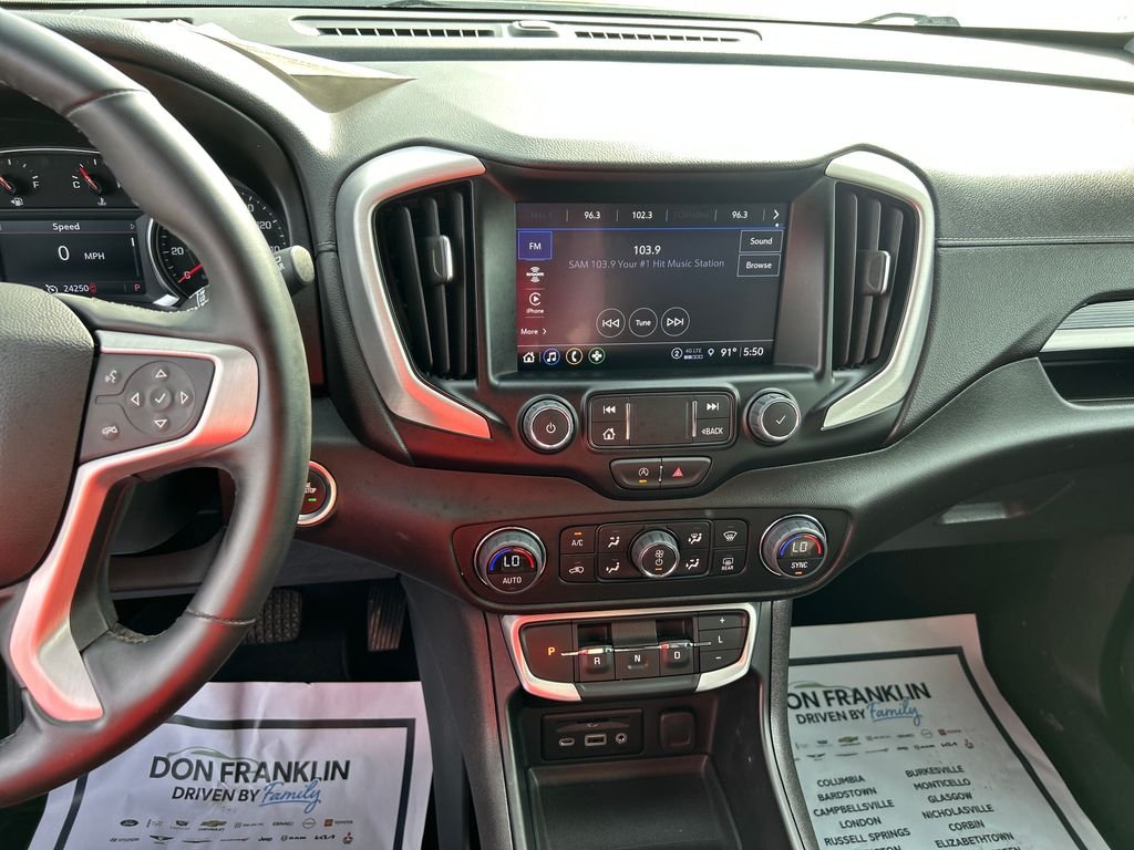 2024 GMC Terrain SLT - Photo 21