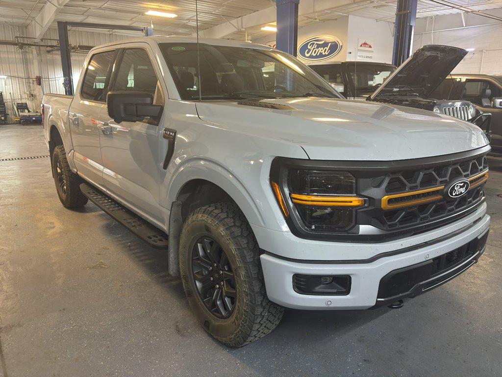 Used 2024 Avalanche Ford Tremor image 2