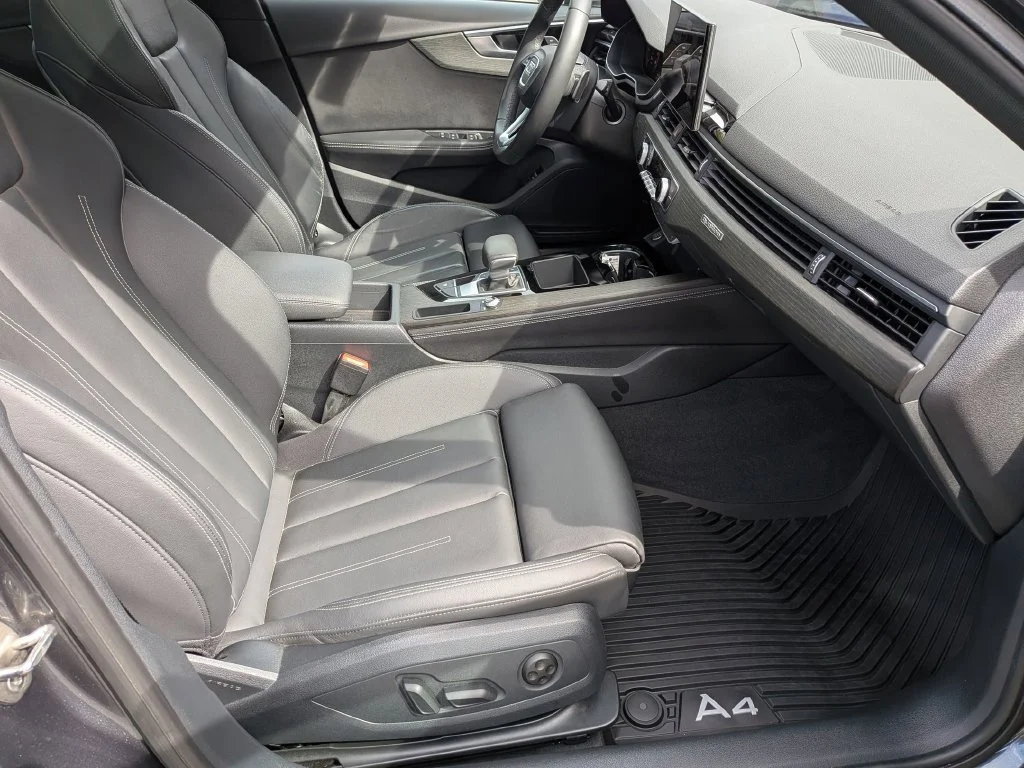 Used 2021 Gray Audi  image 35