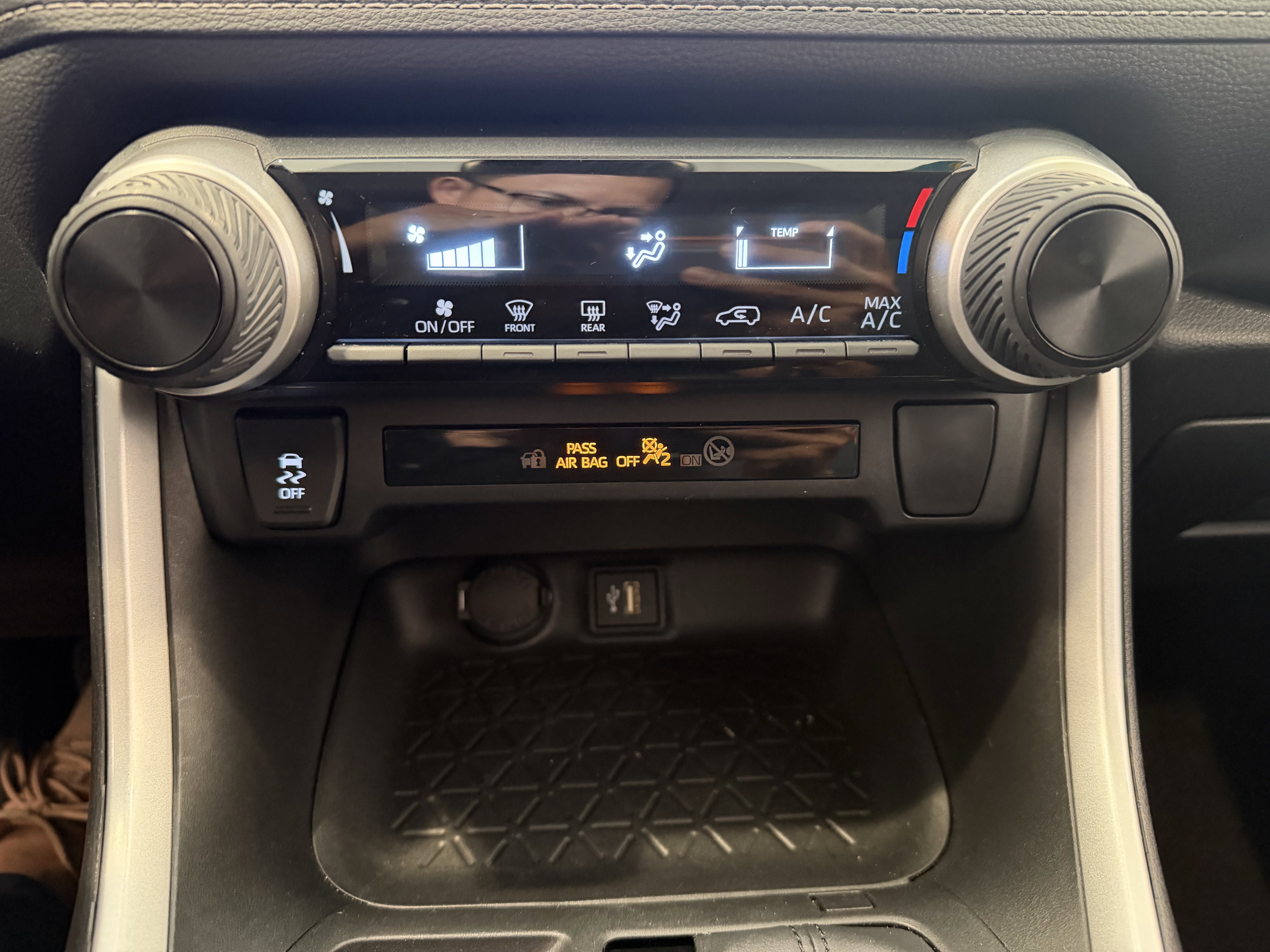 Used 2023 ICE CAP Toyota LE image 21