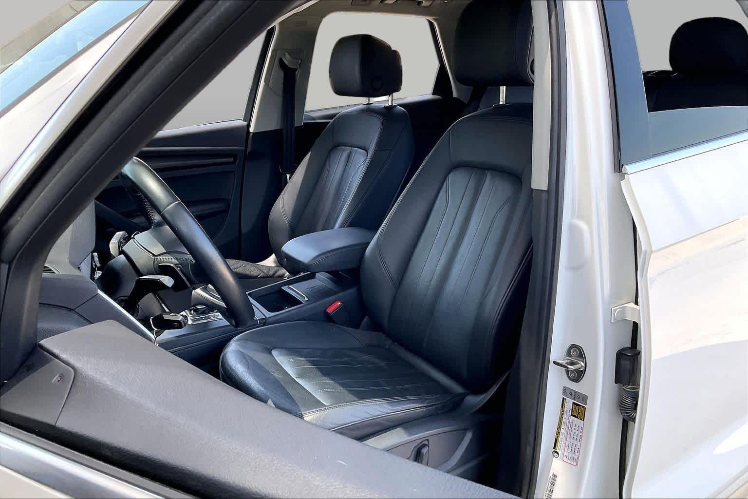 Used 2019 Ibis White Audi Premium Plus image 8