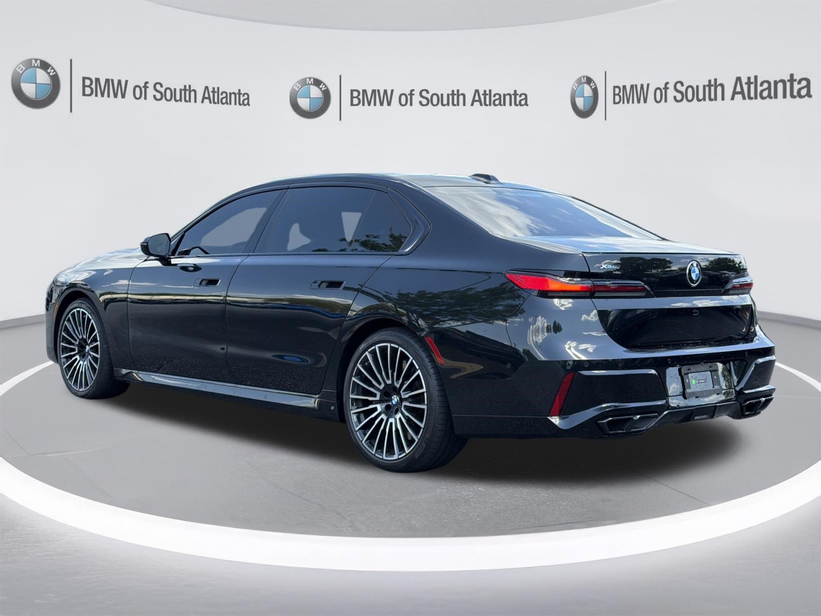 Certified Used 2026 Black Sapphire Metallic BMW 760i xDrive image 25