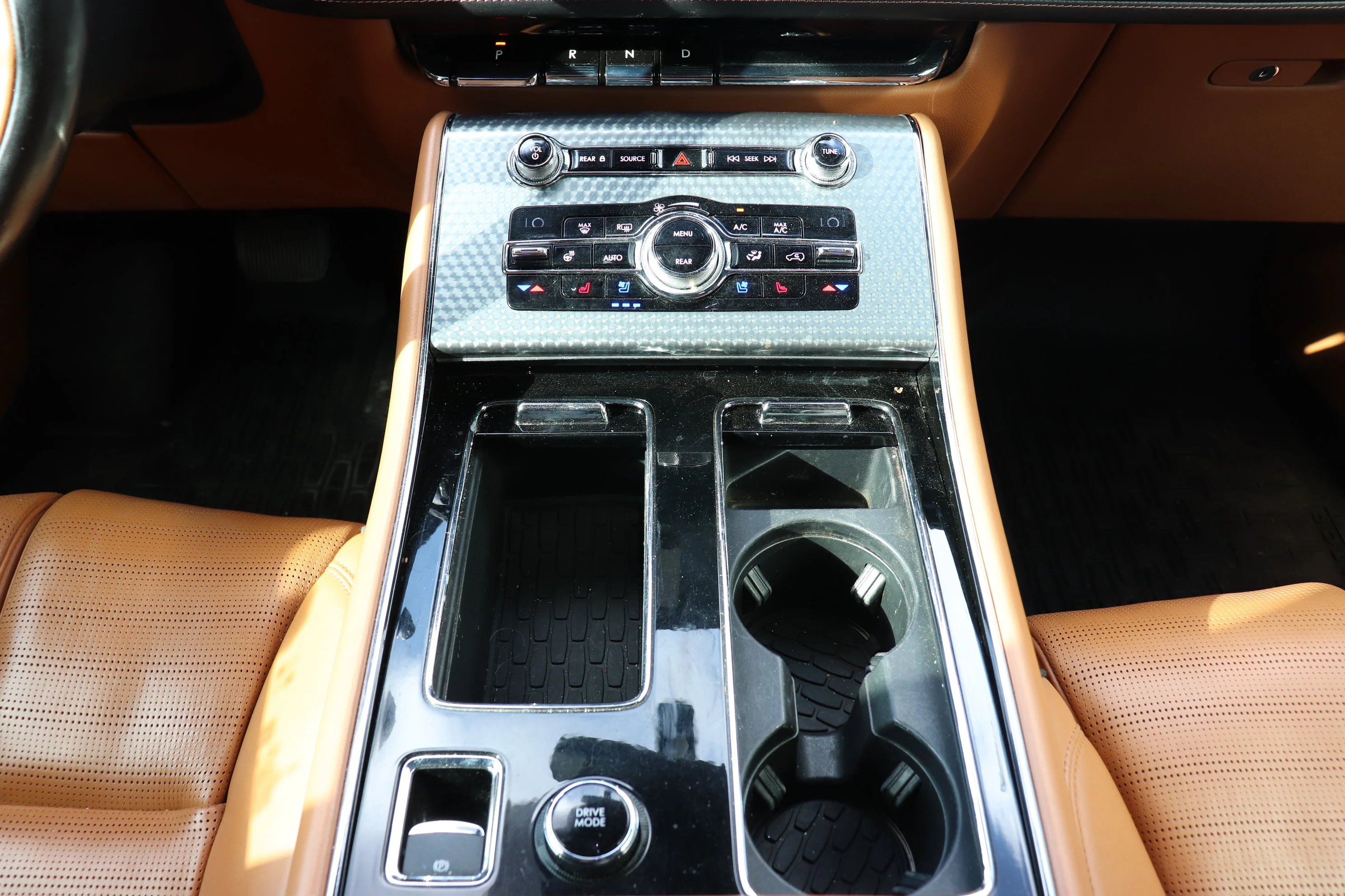 Used 2020 White Lincoln Black Label image 8