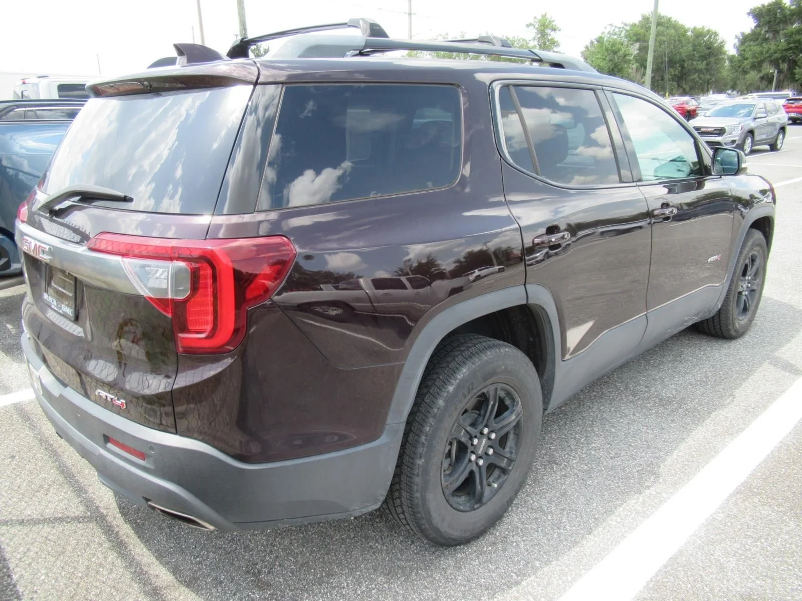 Used 2021 Red GMC AT4 image 3