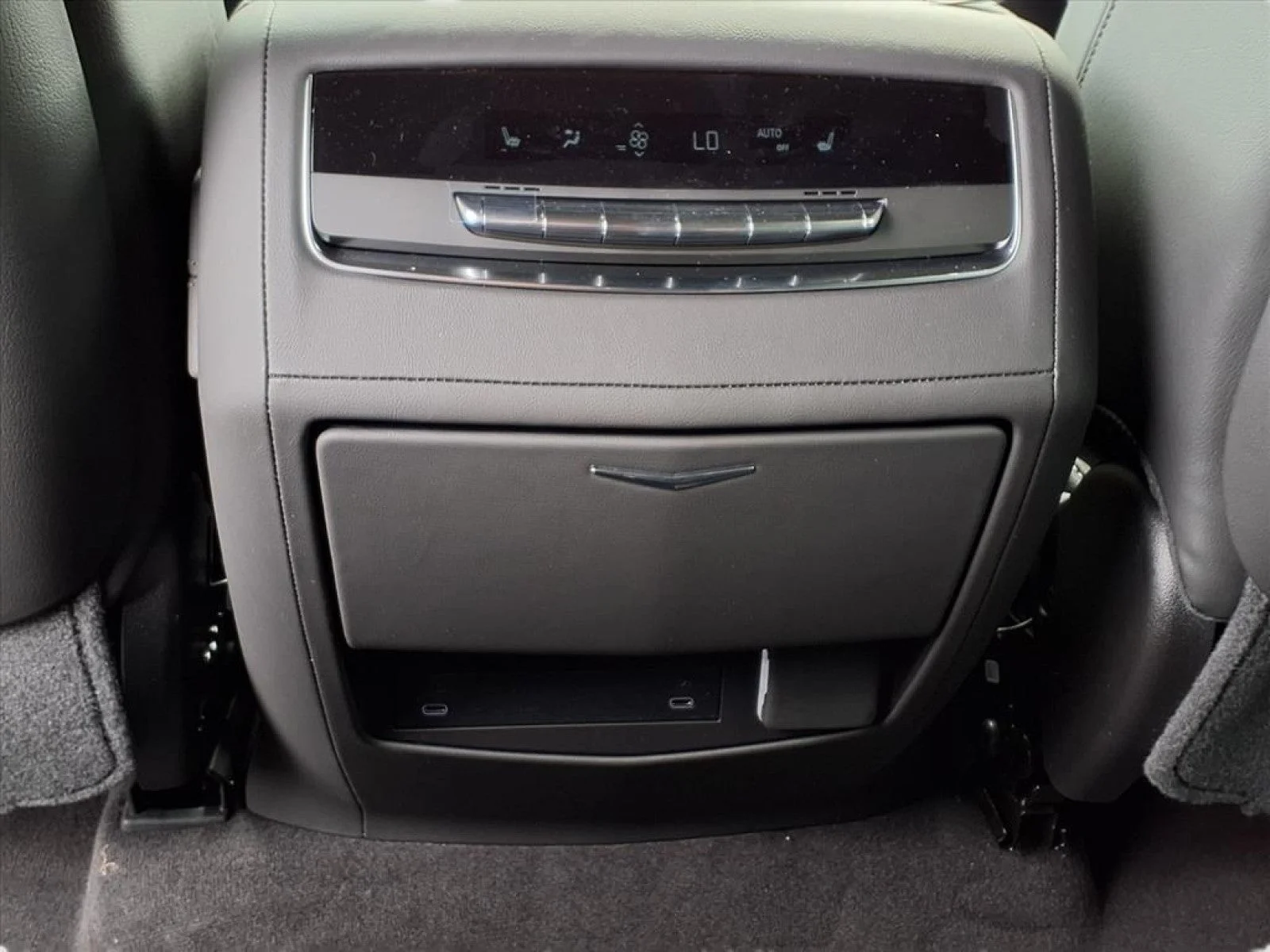 2026 Cadillac Escalade Luxury - Photo 61
