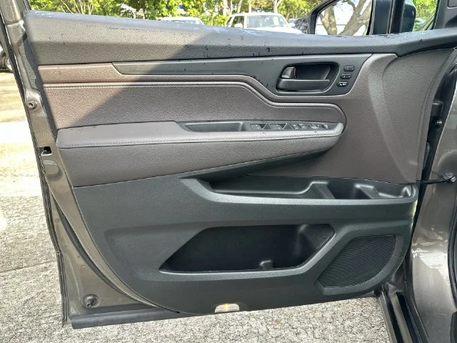 Used 2020 Gray Honda EX-L image 13