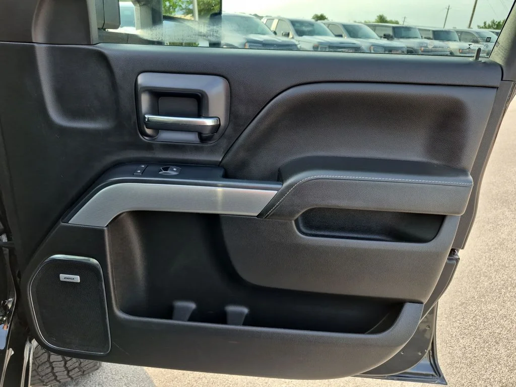 Used 2018 Black Chevrolet LTZ image 40