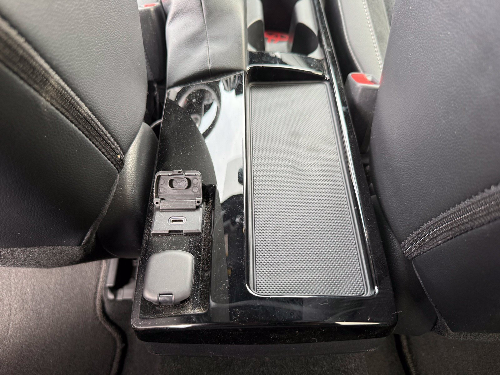 2024 Toyota GR Corolla Premium - Photo 37