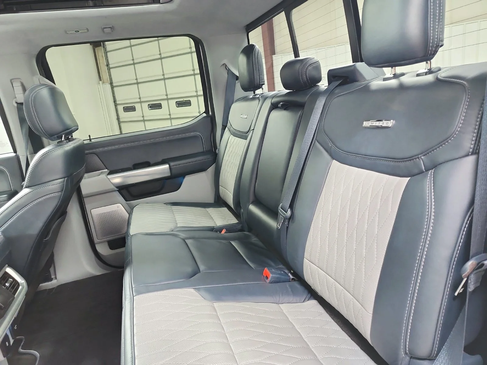 Used 2021 White Ford Limited image 11