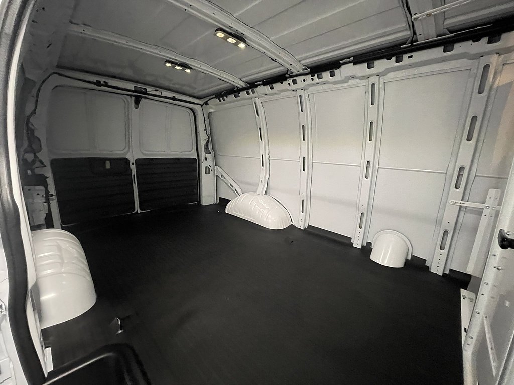 New 2026 Summit White GMC Work Van image 17