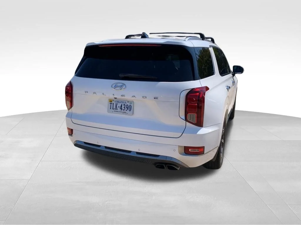 Used 2022 White Hyundai Calligraphy image 16