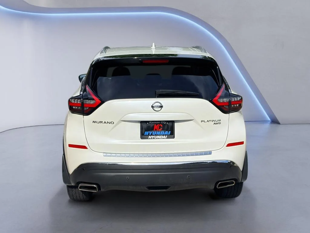 Used 2021 Pearl White Tricoat Nissan Platinum image 4