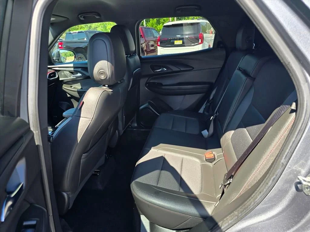 Used 2021 SATIN STEEL METALLIC Chevrolet RS image 12