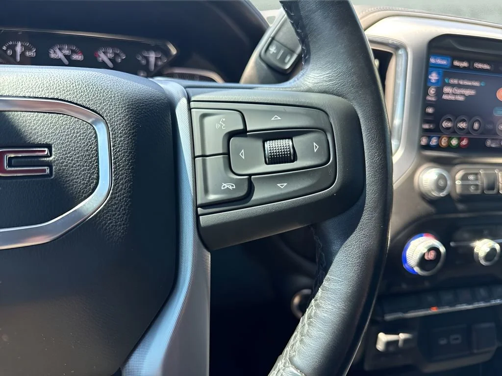 Used 2021 SUMMIT WHITE GMC Elevation image 16