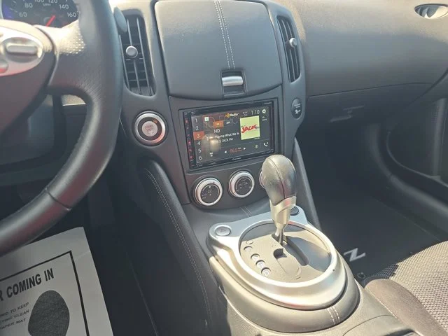 Used 2020 White Nissan Base image 19