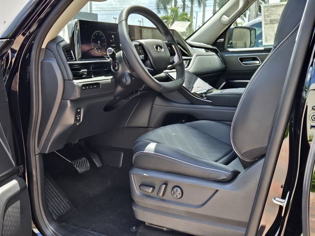 New 2026 BLACK OBSIDIAN INFINITI Luxe 2WD image 13