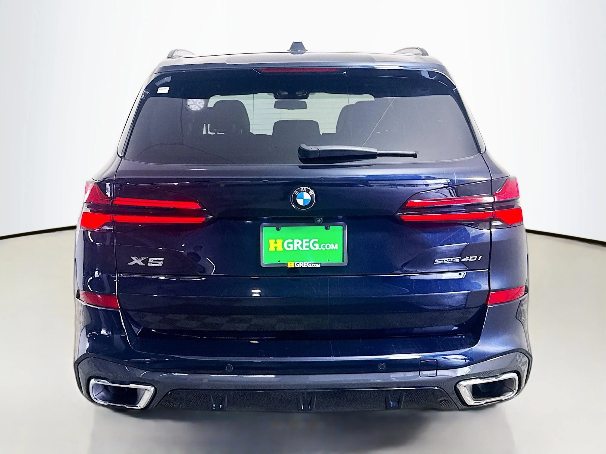 Used 2026 Carbon Black Metallic BMW sDrive40i image 6
