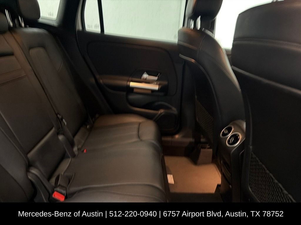 Certified Used 2021 White Mercedes-Benz GLA 250 image 28