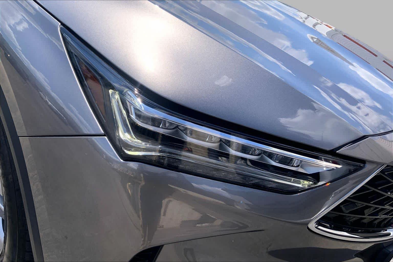 Used 2025 Liquid Carbon Metallic Acura  image 28