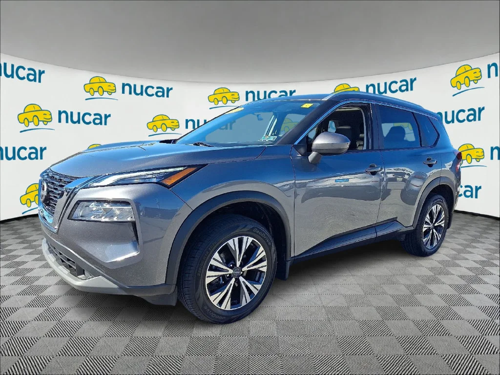 Used 2023 Gray Nissan SV image 3