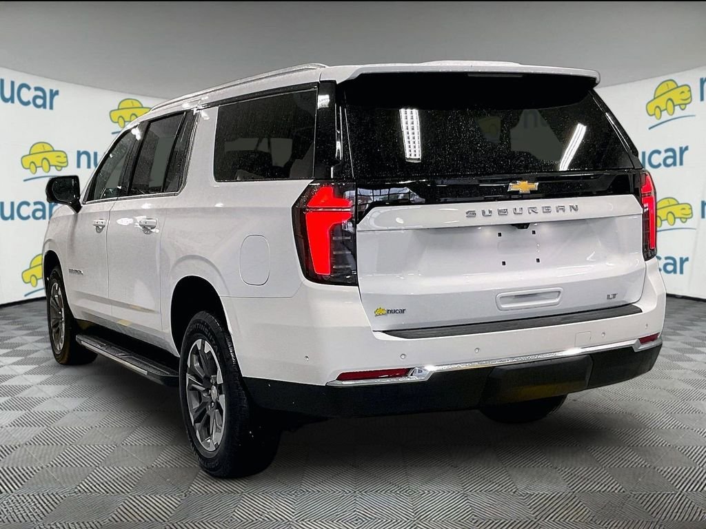 Used 2025 White Chevrolet LT image 4