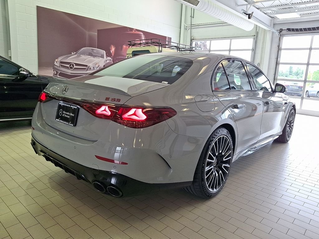 New 2026 MANUFAKTUR Alpine Grey Mercedes-Benz E 53 AMG® image 4