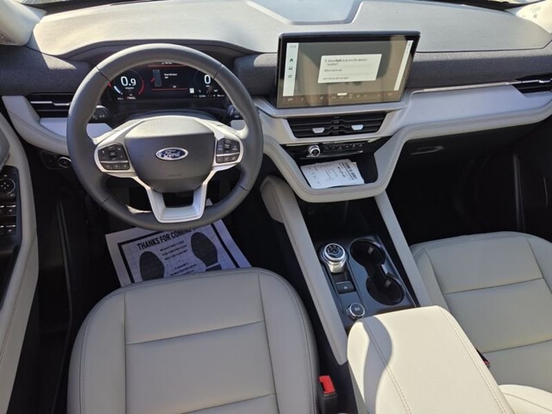 New 2026 Agate Black Metallic Ford Active image 8
