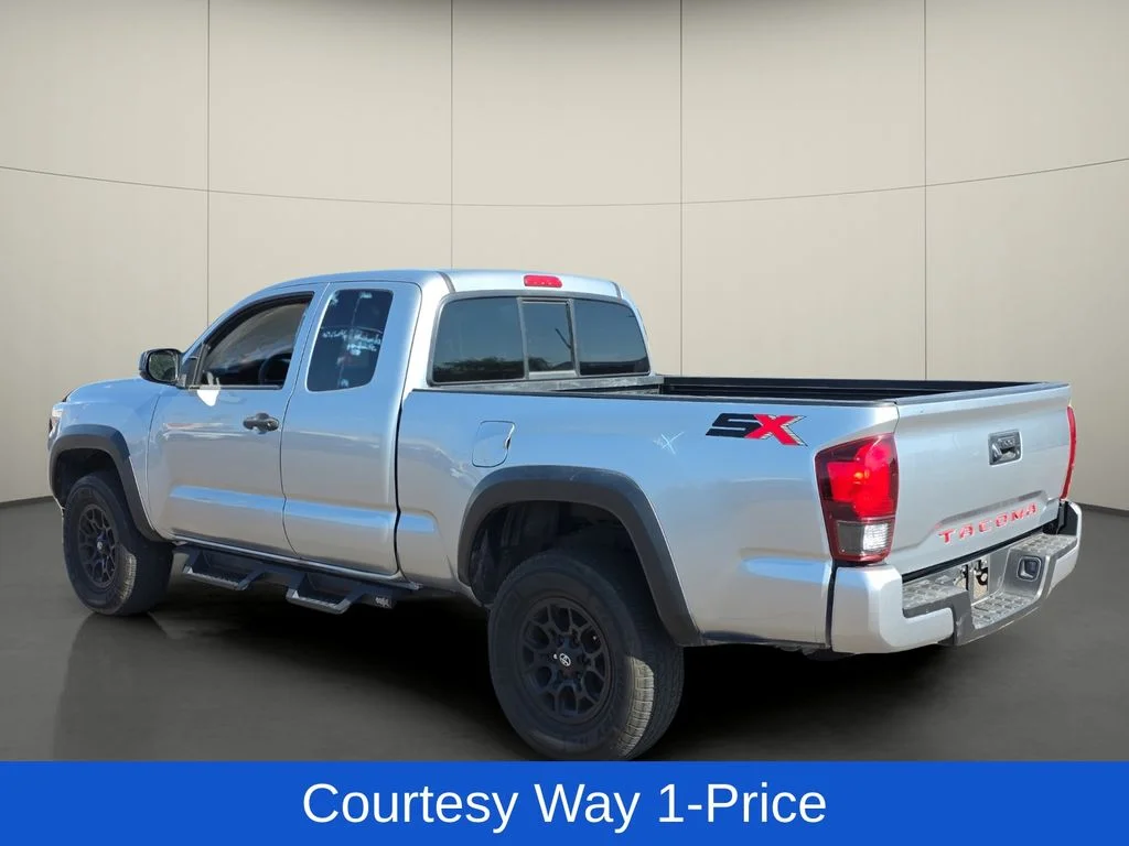 Used 2022 Silver Toyota SR image 6