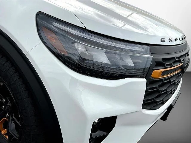 New 2026 Star White Metallic Tri-Coat Ford Tremor® image 68
