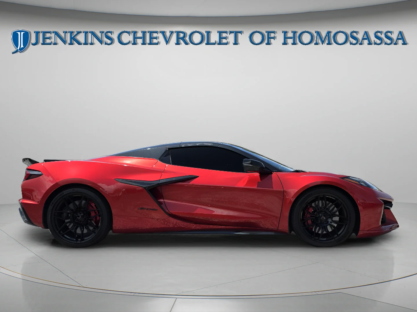 Used 2023 Red Mist Metallic Tintcoat Chevrolet 2LZ image 3