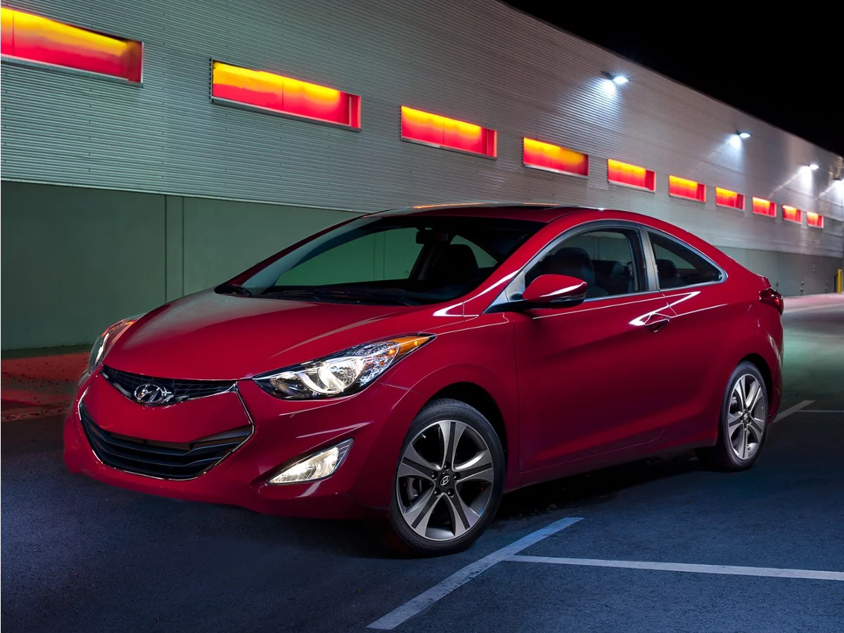Used 2013 Blue Hyundai GS image 1