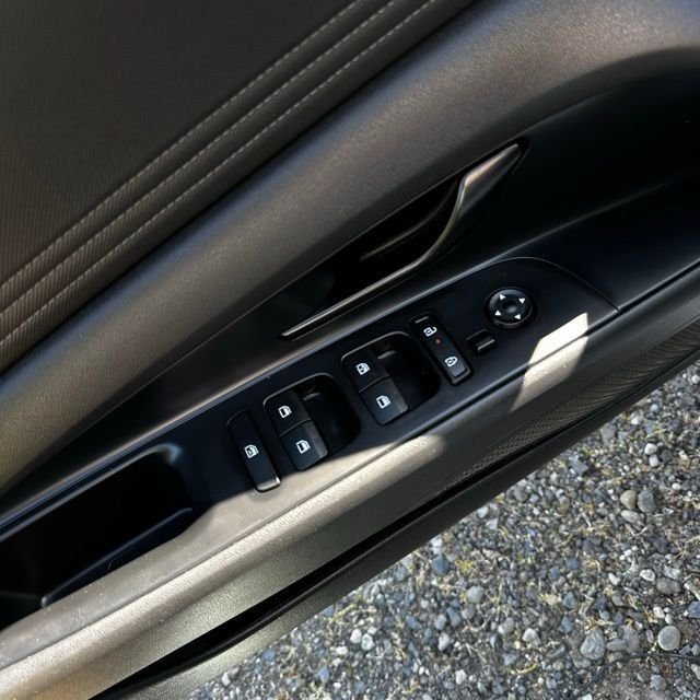 2025 Hyundai Elantra SEL - Photo 9