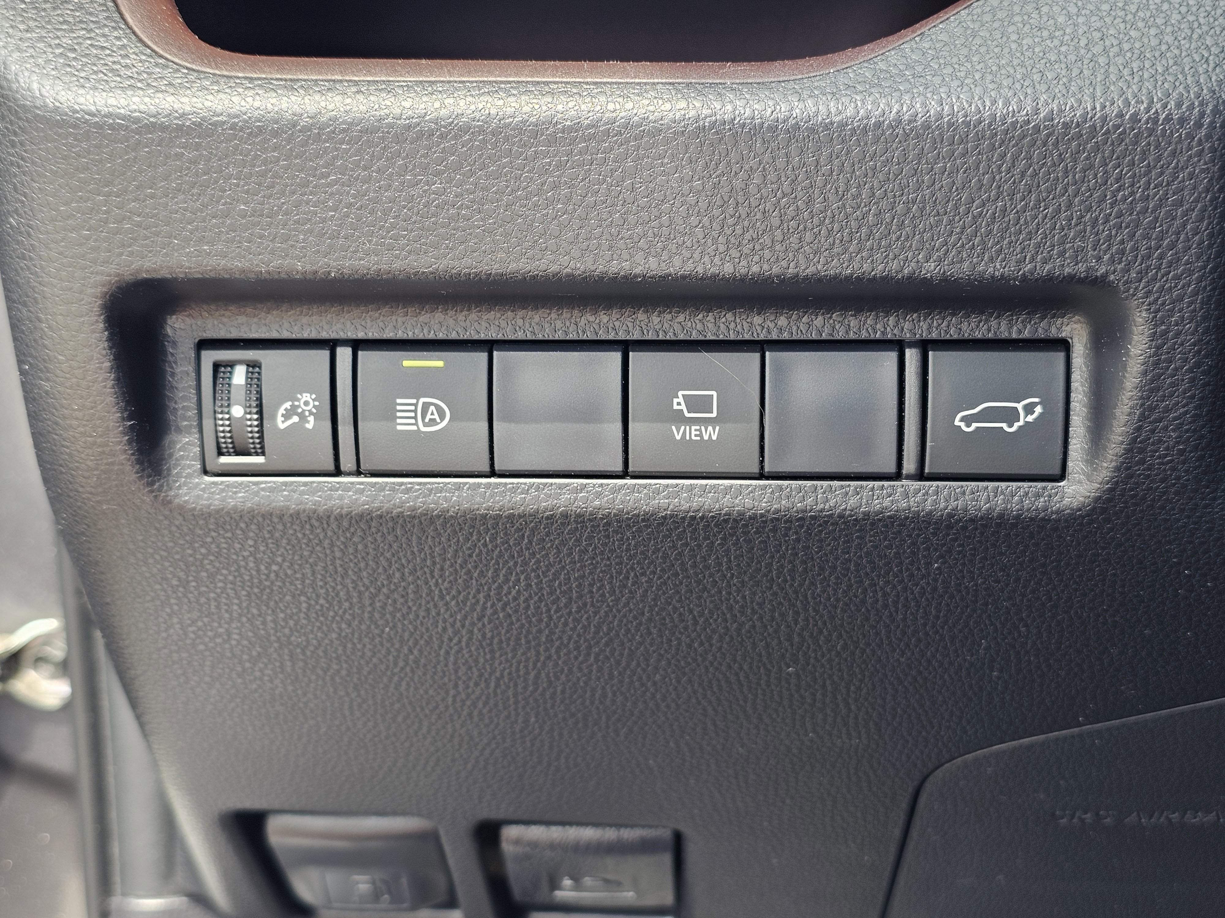2019 Toyota RAV4 Limited - Photo 20