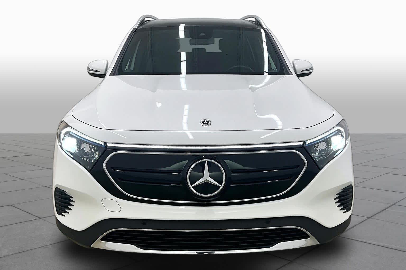 Used 2023 Polar White Mercedes-Benz EQB 350 image 3