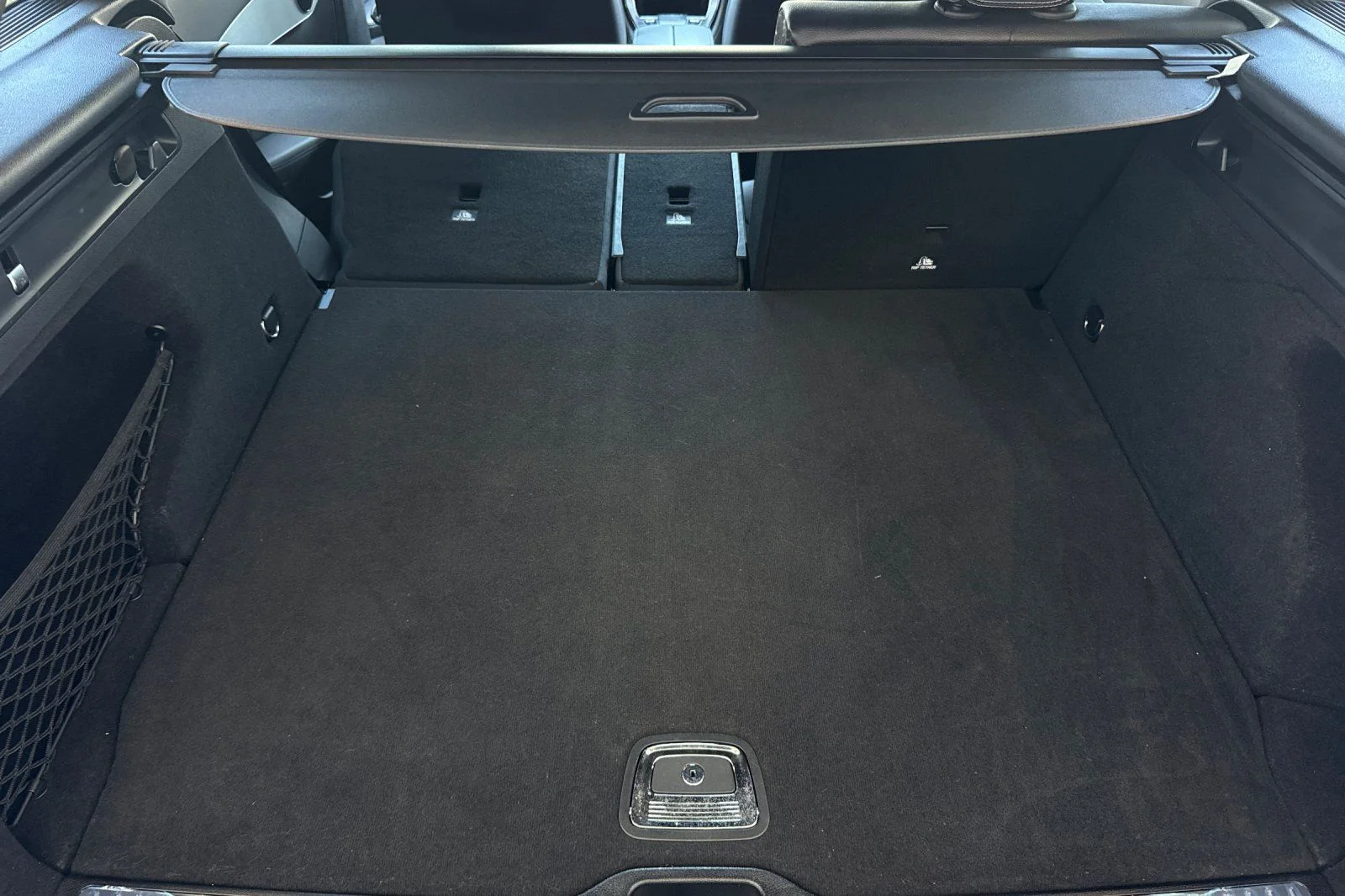 Used 2022 Black Mercedes-Benz GLC 300 image 17