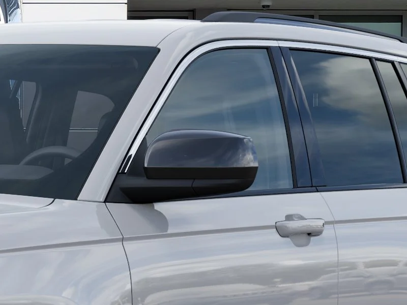 New 2026 Bright White Clear-Coat Exterior Paint Jeep Laredo X image 12
