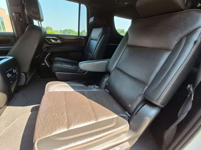 Used 2021 Beige Chevrolet High Country image 28