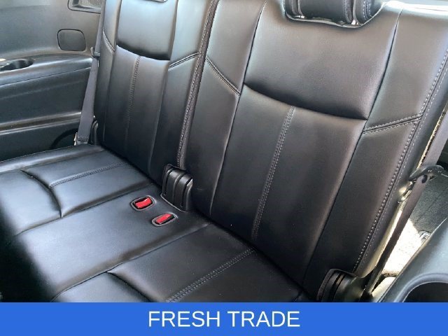 Used 2018 Caspian Blue Nissan SL image 17
