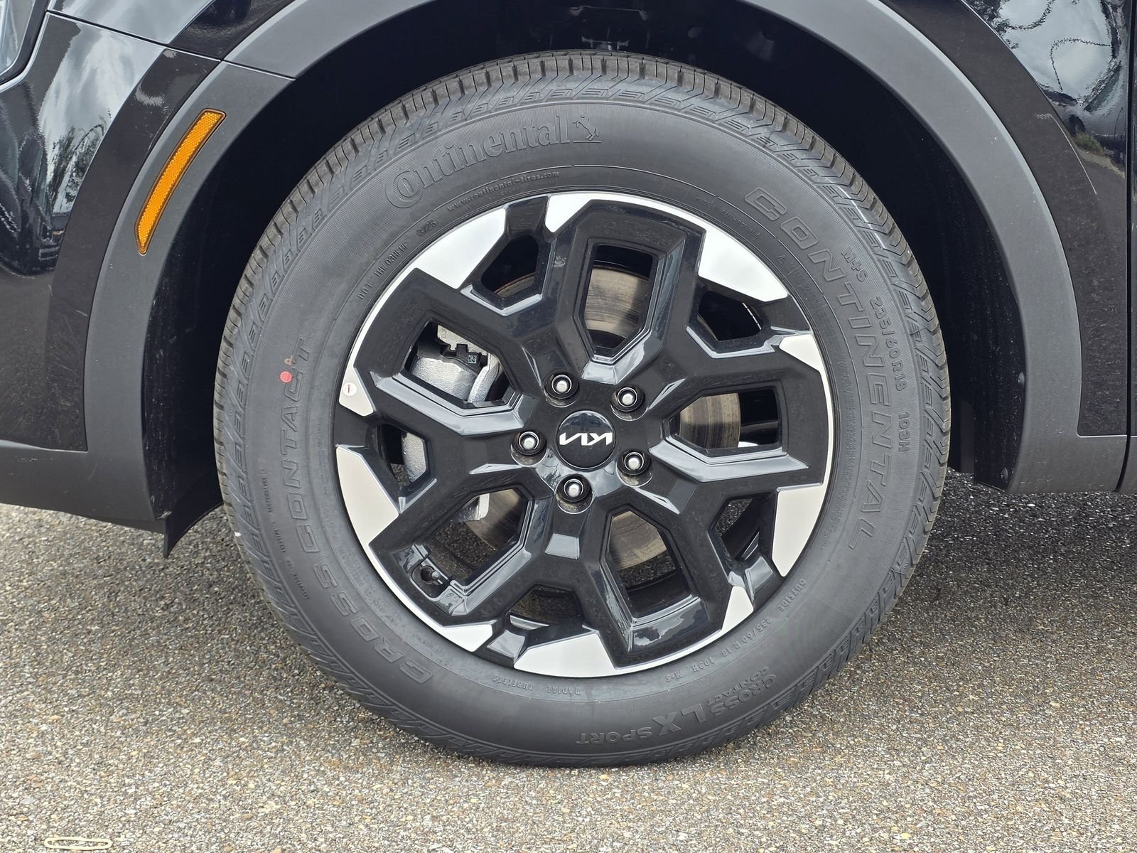 New 2026 Black Kia S image 23