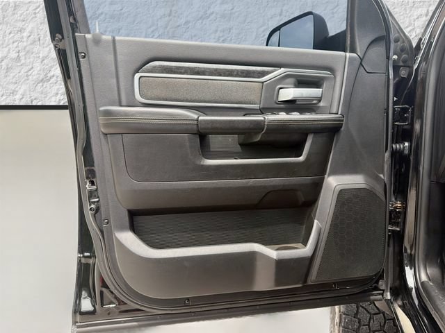 Used 2019 Diamond Black Crystal Pearlcoat Ram Big Horn image 20
